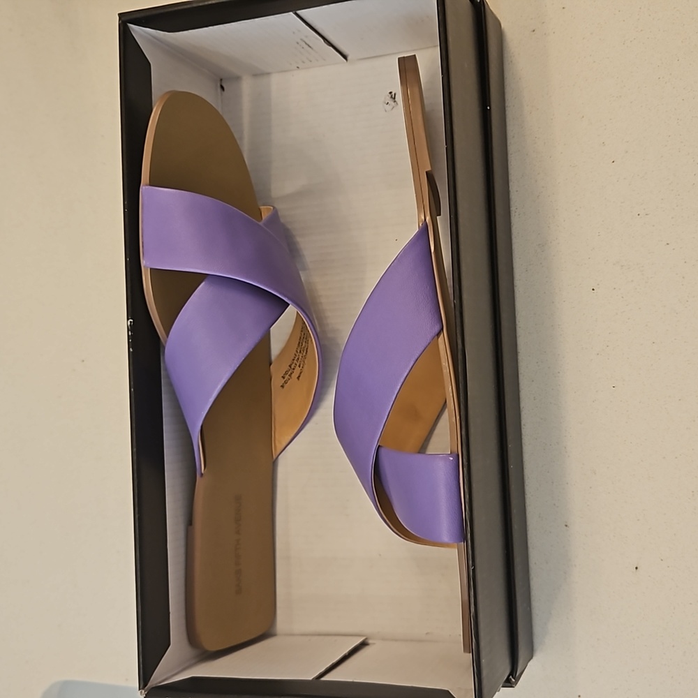 Saks 5th Avenue Leather Sandals  sz 9.5 M
🎉HOST PICK🎉 - Picture 6 of 8